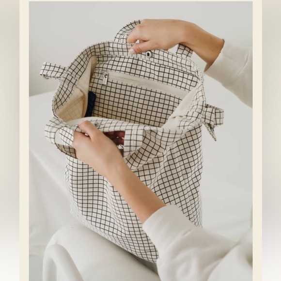 BAGGU Duck Bag - Picture 8 of 8